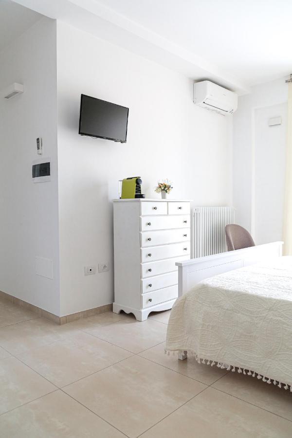 Casa Clementina Rooms Vista Mare Porto Cesareo Luaran gambar